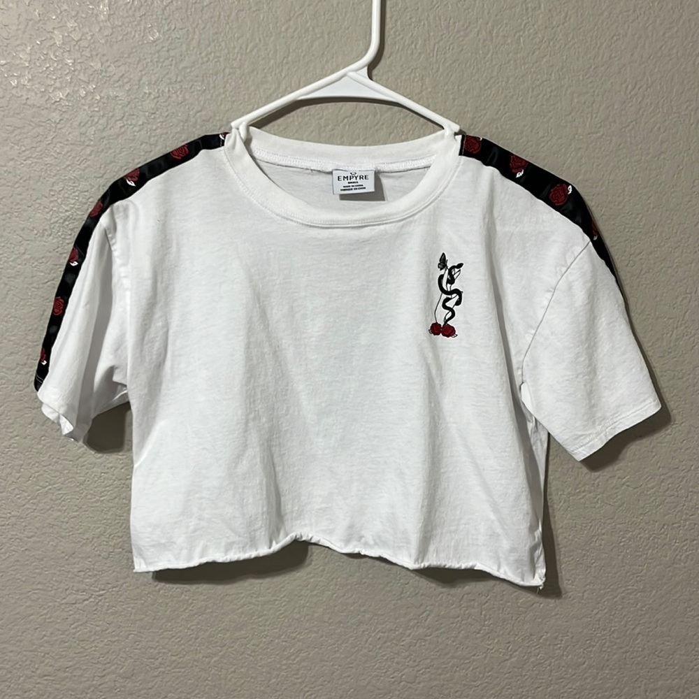 Zumiez empyre croptop w/ snakes and moon phases NWOT